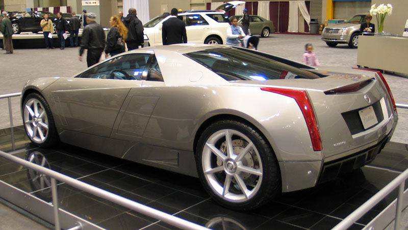 2002 Cadillac Cien Concept. Photo from:2002 Cadillac Cien